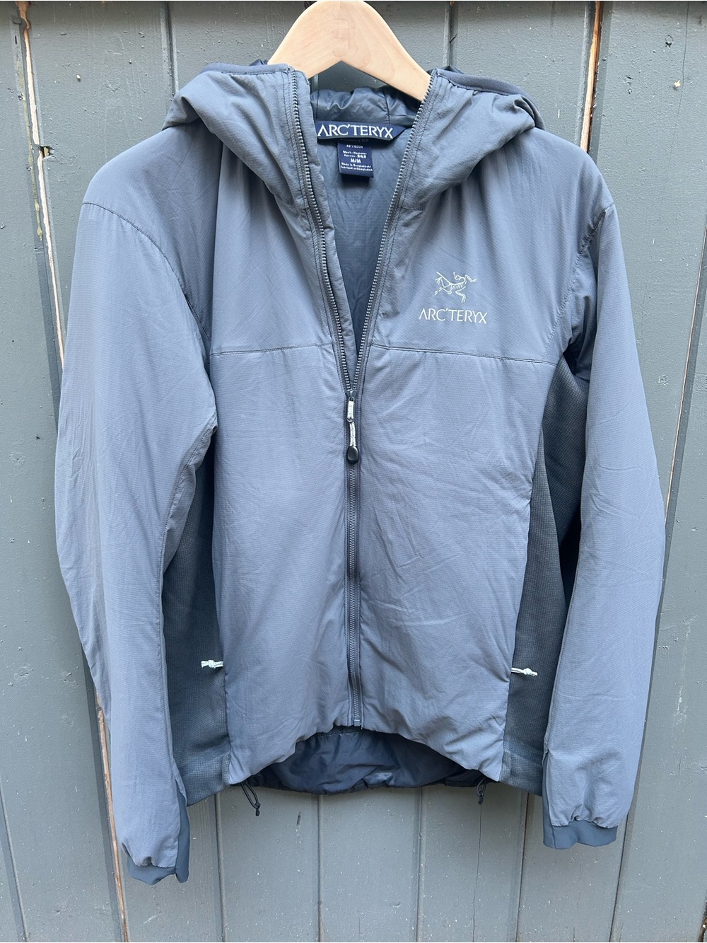 Vintage Arc’teryx Gen 1 Atom LT Hoody in Gray, Men’s Size M Full Zip